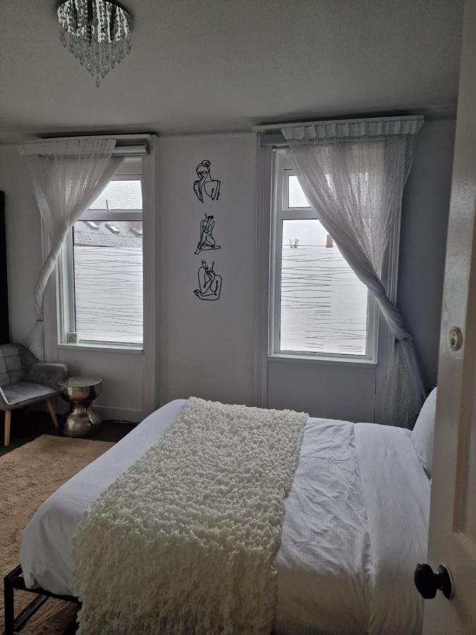 Double Rooms, Free Continental Breakfast, Pics And Full Address Sent After Booking, 2 Miles To City Centre Belfast Eksteriør billede
